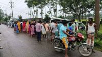 বিয়ে শেষে ফেরার পথে মাইক্রোবাস  খাদে, হতাহত ১৪