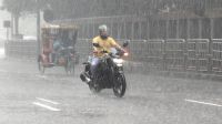দেশে অতিভারী বৃষ্টিপাত চলতে পারে আরো ৫ দিন