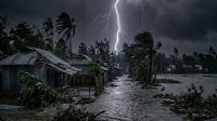 সন্ধ্যার মধ্যে দেশের ৬ অঞ্চলে ঝড়ের শঙ্কা 