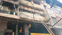 চকবাজারের আশিক টাওয়ারের আগুন নিয়ন্ত্রণে