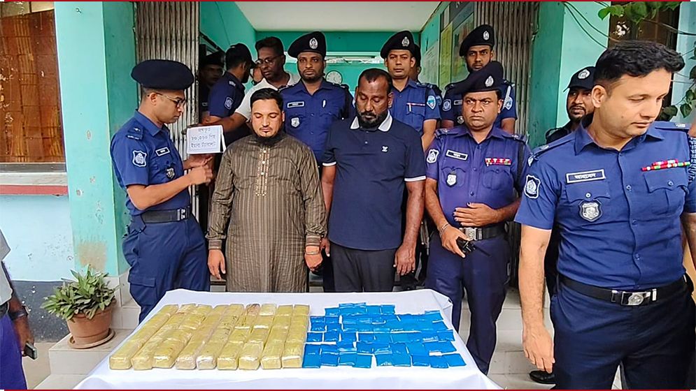 নোয়াখালীতে ৮০ হাজার ইয়াবাসহ দুই কারবারি গ্রেপ্তার