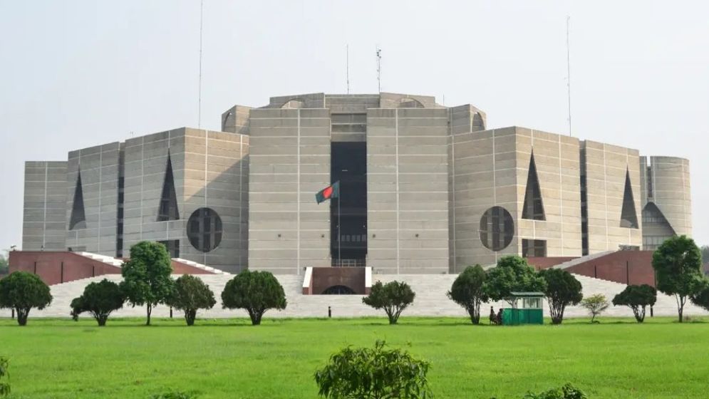 চার সংসদীয় কমিটিতে কমিটিতে রদবদল