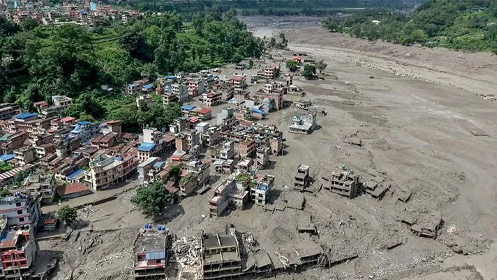 নেপালের পাহাড়ি ঢলের ধাক্কা বিহারে, হাই অ্যালার্ট জারি