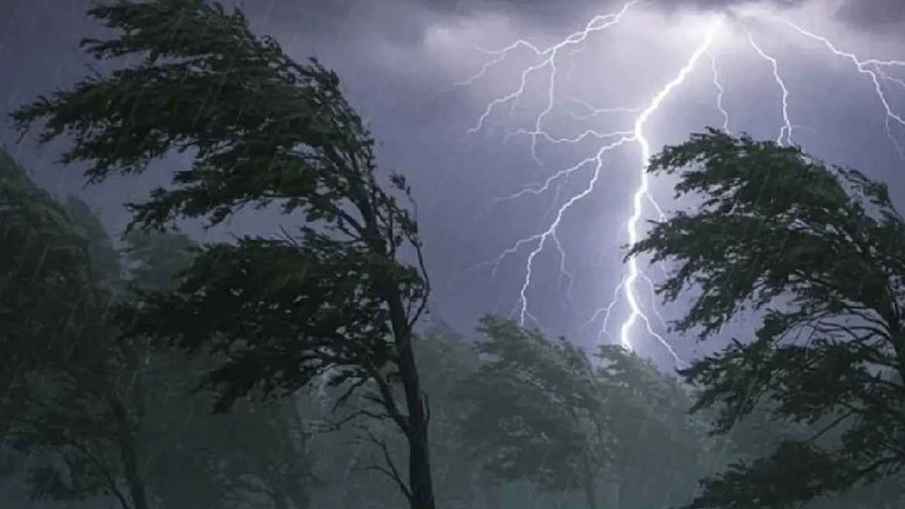 ৬ জেলায় ঝোড়ো হাওয়াসহ বজ্রবৃষ্টির আভাস