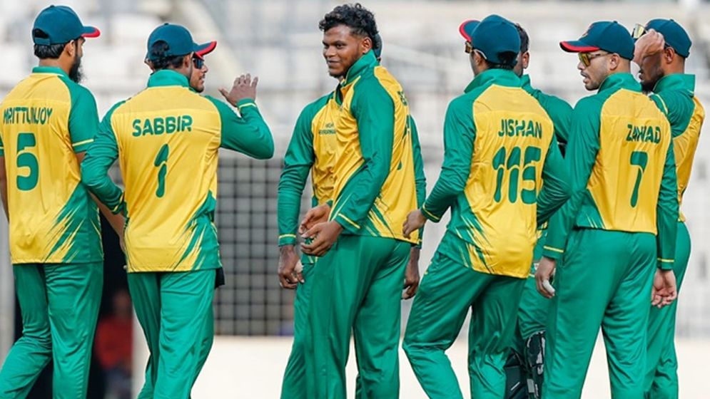 মালয়েশিয়াকে গুঁড়িয়ে বাংলাদেশের জয়