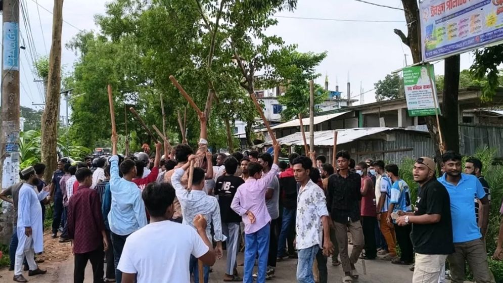 পটুয়াখালীতে যুবদলের দুই পক্ষের সংঘর্ষ  