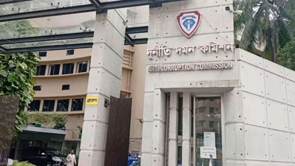 আসামি পদ্মা ব্যাংকের সাবেক এমডিসহ ১০ জন  
