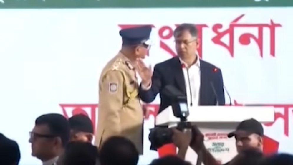স্যার, এগুলোকে কি নিয়ে যাবো বাহিরে 