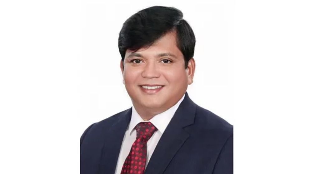 সাবেক ভূমিমন্ত্রীর বাসা থেকে আ.লীগ নেতা গ্রেপ্তার