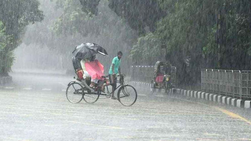 ভারী বৃষ্টি থামতে আর কত দিন