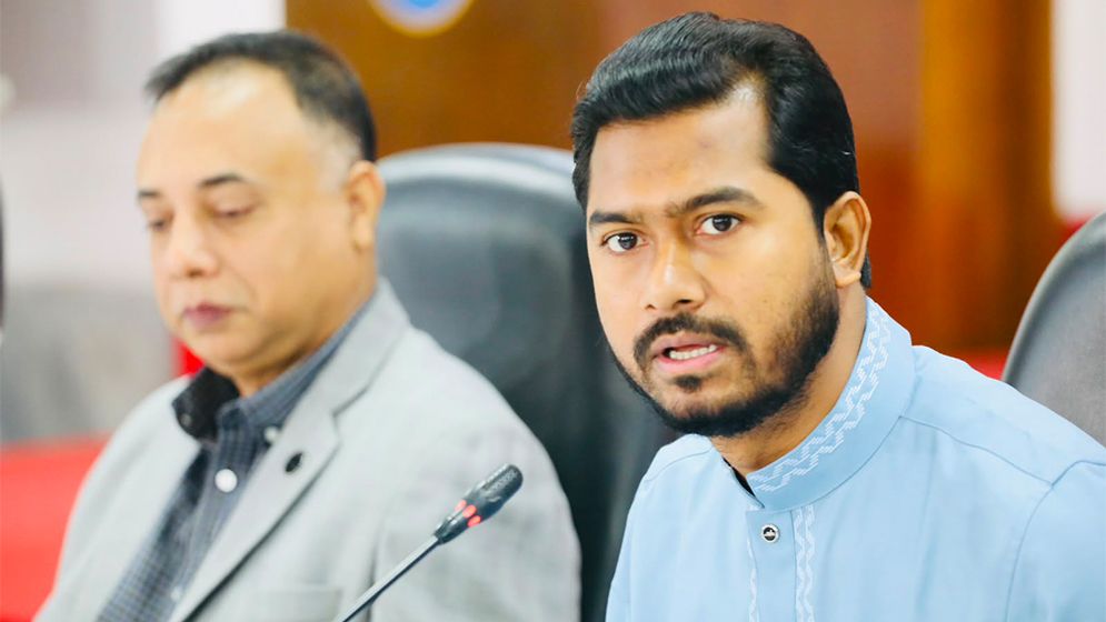 ‘অন্তর্বর্তী সরকার কয়েকজন তরুণকে ক্ষমতায়ন করলেও বৃহত্তর অংশকে বাইরে রেখেছে’