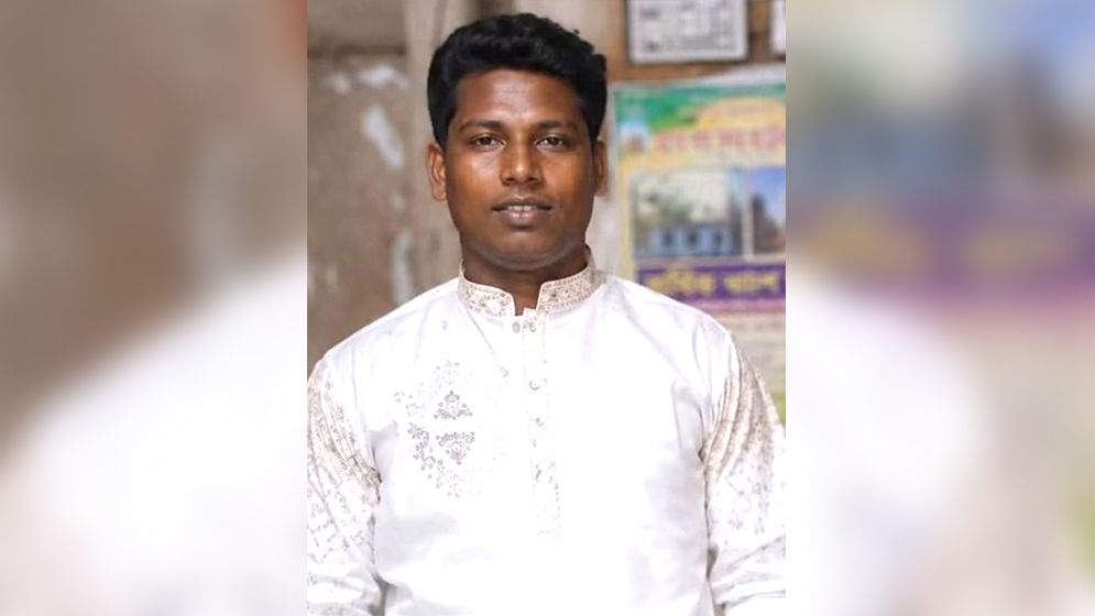 মোবারক নামে ডেবিট ইমনের সহযোগী আটক