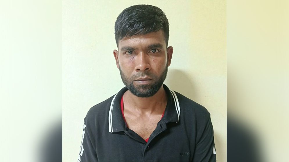 ডিবি পুলিশ পরিচয়ে ছিনতাই, অতঃপর...