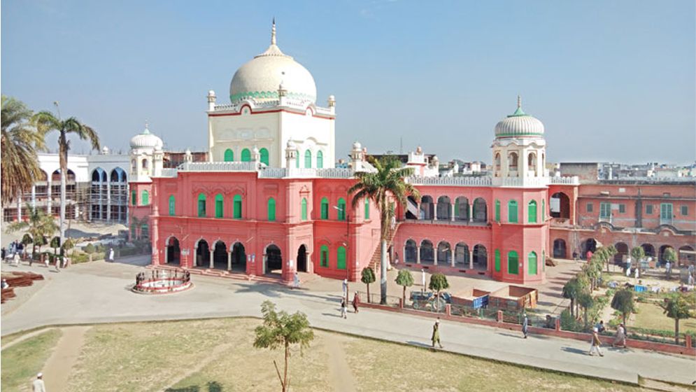 এবার দেওবন্দ মাদরাসার নিচে ‘শিবলিঙ্গ’ থাকার দাবি