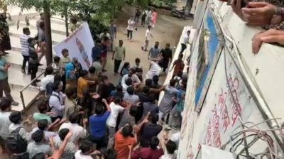 ঢাকা আলিয়ায় ছাত্রদল-ছাত্রশিবিরের দফায় দফায় সংঘর্ষ