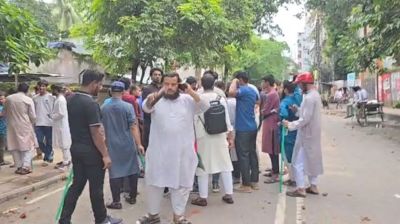 সংঘর্ষের পর হল ছাড়ল ছাত্রশিবির, ঢুকল ছাত্রদল