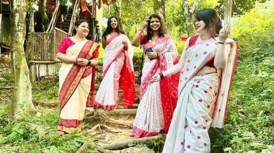বন্ধু- হারিয়ে না যাওয়া এক ঠিকানা