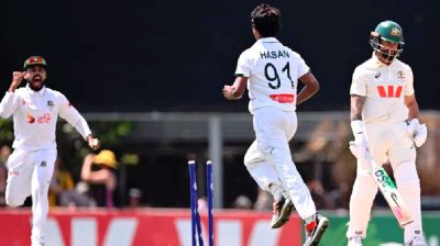 দ্বিতীয় সেশন শেষে বাংলাদেশের চেয়ে পিছিয়ে অস্ট্রেলিয়া