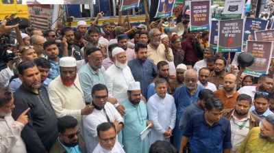 সচিবালয় অভিমুখে ১১ দলীয় ঐক্যের পদযাত্রা আটকে দিলো পুলিশ