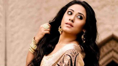 অভিনেত্রীর নগ্ন ছবি দেখে চমকে গেলেন ভক্তরা