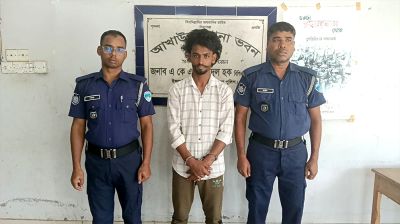 পুলিশের হাতে ধরা খেলো ৭ মামলার আসামি