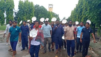বড়পুকুরিয়ায় কর্মহীন ১৬৮ খনি শ্রমিক, পুনর্বহালের দাবিতে আন্দোলন