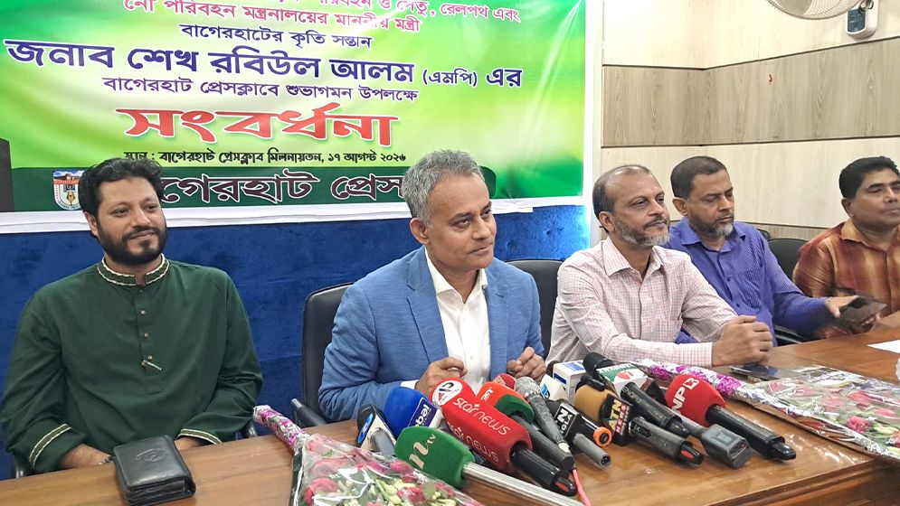 দেশ পরিবর্তনে সাংবাদিকদের কলমও ভূমিকা রাখবে: সেতুমন্ত্রী