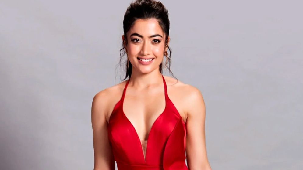 নিতম্বে চোট, চিকিৎসকের পরামর্শে যা করলেন রাশমিকা  