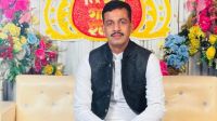 মামলার সূত্রে ঘনিষ্ঠতা, প্রবাসীর স্ত্রীসহ কোটি টাকা নিয়ে উধাও আইনজীবী