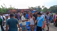 পিকআপ-ট্রাকের মুখোমুখি সংঘর্ষে নারীসহ নিহত ৪