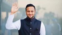 সাকিবের বাড়িতে আগুন, পেট্রলবোমা বিস্ফোরণ