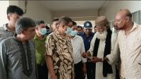 হাসপাতালে আকস্মিক পরিদর্শনে স্বাস্থ্য মন্ত্রীর, বরখাস্ত ২