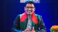 জকসু ভিপিকে মারধর করে ক্যাম্পাস থেকে বের করে দেওয়ার অভিযোগ