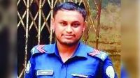 হোটেলকক্ষে পুলিশ কর্মকর্তার ঝুলন্ত লাশ, রক্তাক্ত স্ত্রী ও শিশুকন্যা উদ্ধার