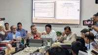 মন খুলে গান গাওয়া যায়, নম্বর দেওয়া যায় না: শিক্ষামন্ত্রী   