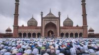 জুমার নামাজে এক রাকাত ছুটে গেলে কী করণীয়   