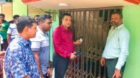 গোদাগাড়ীতে অনিয়মের অভিযোগে ক্লিনিক সিলগালা