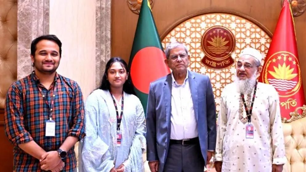 রাষ্ট্রপতি-শহিদ মুগ্ধর পরিবারের সাক্ষাৎ