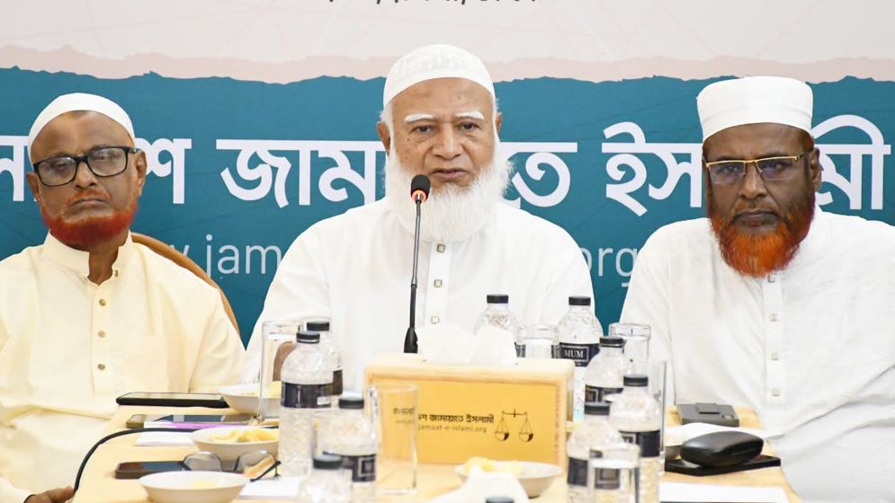 রাজনীতিতে নতুন সংকট তৈরি হতে পারে