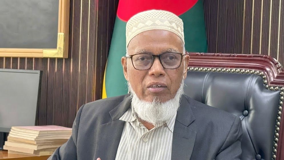 স্থানীয় নির্বাচনের আগে উপনির্বাচনের তফসিল : ইসি