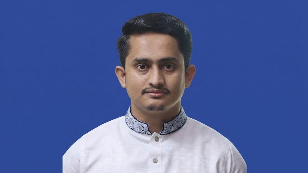 ডিবি কার্যালয়ে সেই রাতের ভয়াবহ অভিজ্ঞতা জানালেন সারজিস