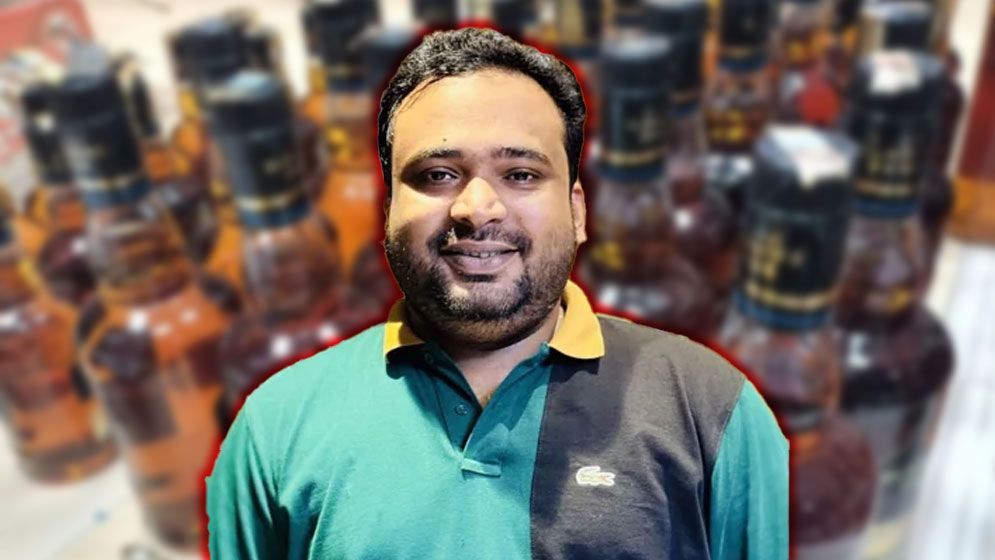 ছাত্রদল নেতার বাসায় মিলল বিপুল বিদেশি মদ, গ্রেপ্তার ২