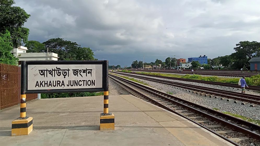 সক্রিয় ছিনতাইকারি চক্র, আতঙ্কিত যাত্রীরা