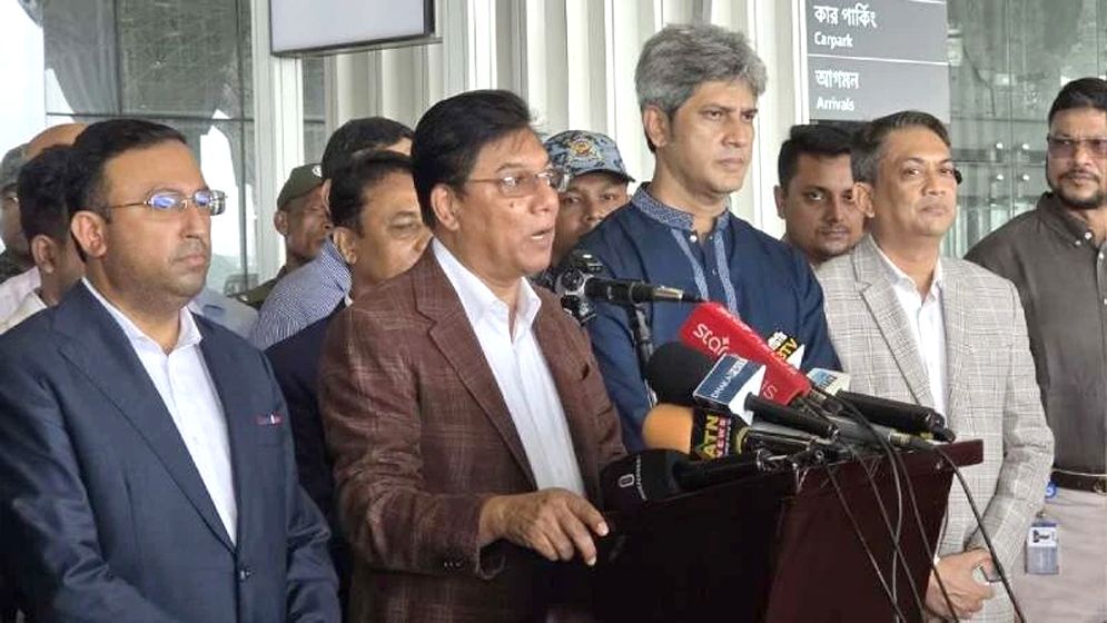 বিমানবন্দরের নাম বদল নয়, ১৬ ডিসেম্বর থার্ড টার্মিনাল চালুর তোড়জোড়