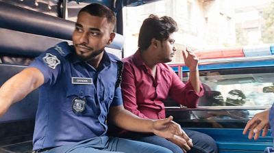শেখ হাসিনাকে জন্মদিনের ‘শুভেচ্ছা’, ছাত্রশক্তি নেতা বহিষ্কার-পুলিশে সোপর্দ  