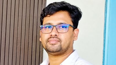 মেম্বারকে স্বামী দাবি করে দুই নারীর ধস্তাধস্তি