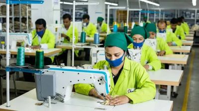 যুক্তরাজ্যে বেড়েছে পোশাক রপ্তানি