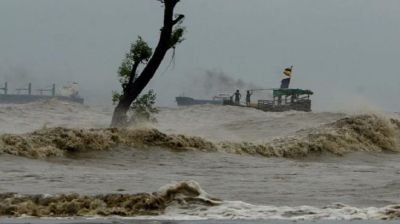 লঘুচাপের প্রভাবে উত্তাল সমুদ্র, ৩ নম্বর সংকেত
