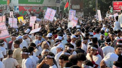 নোয়াখালীকে বিভাগ ঘোষণার দাবিতে উত্তাল শাহবাগ