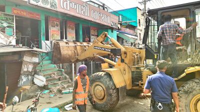 সোনারগাঁওয়ে পাঁচ শতাধিক অবৈধ স্থাপনা উচ্ছেদ